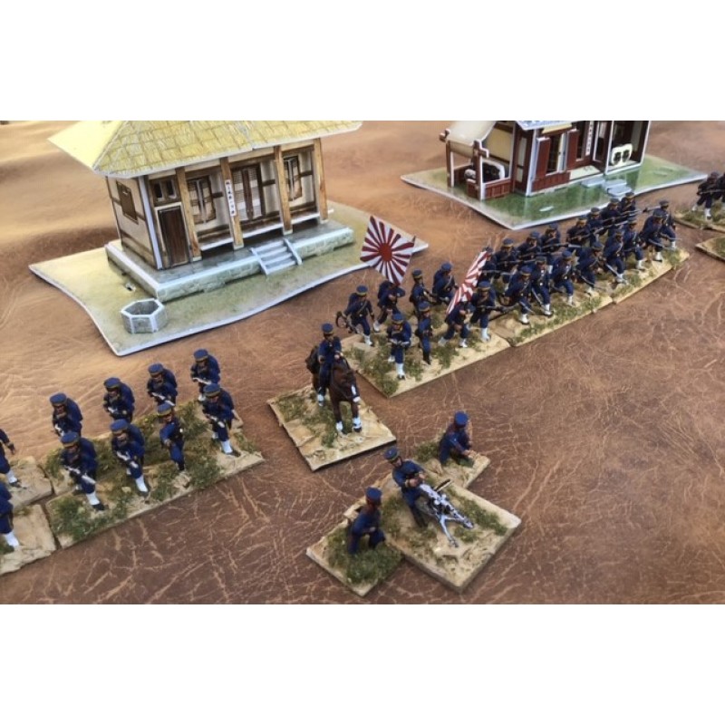 Japanese Army – Infantry advancing